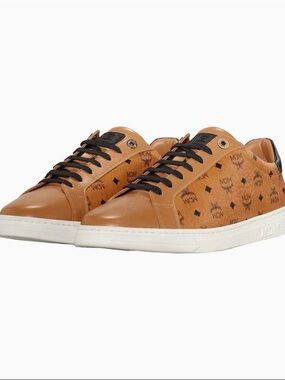 MCM WOMEN'S TERRAIN LO SNEAKERS IN VISETOS
